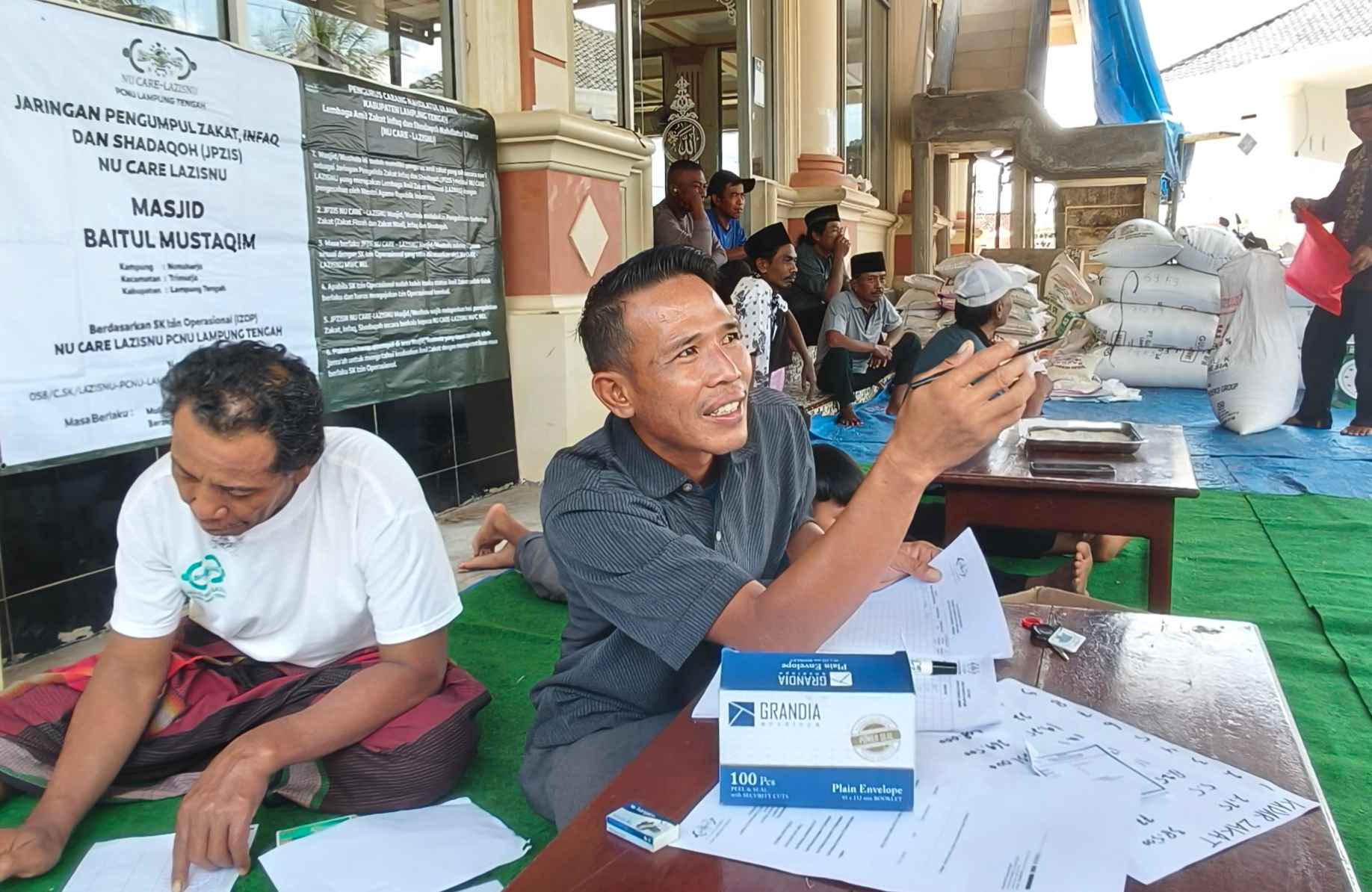 Mengacu Tahun Lalu: Potensi Zakat Fitrah Trimurjo Tembus 84 Ton, Nilai Capai Lebih dari Rp1,2 Miliar