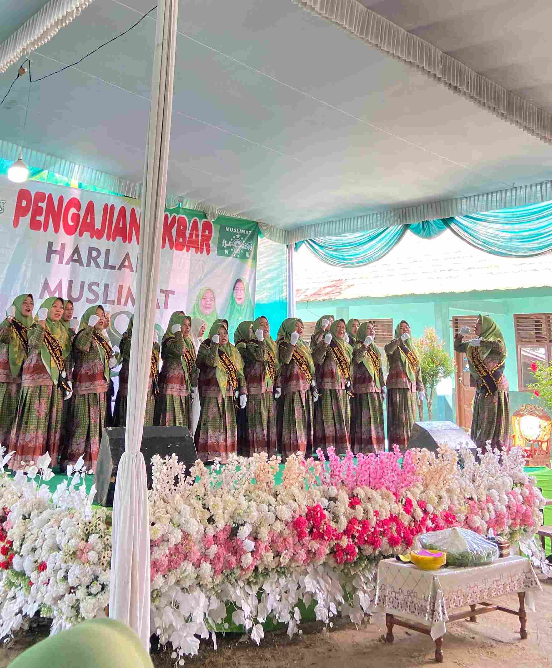 Semarak Harlah ke-80 Muslimat NU Trimurjo, Pengajian Akbar dan Halal Bihalal Penuh Hikmah dan Kebersamaan